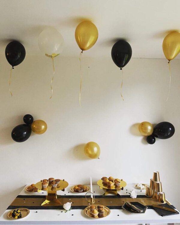buffet black and gold